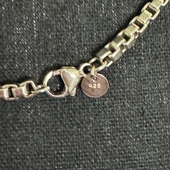 Tiffany & Co Sterling Silver Venetian Link 18” Necklace - Picture 8 of 8